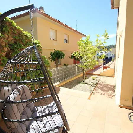 Holiday home Tramuntana - Casa Amplia, Moderna Y Muy Bien Equipada, Situada En La Zona De Grifeu - Es-228-144 Llanca