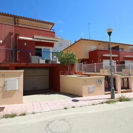 Holiday home Tramuntana - Casa Amplia, Moderna Y Muy Bien Equipada, Situada En La Zona De Grifeu - Es-228-144 Llanca