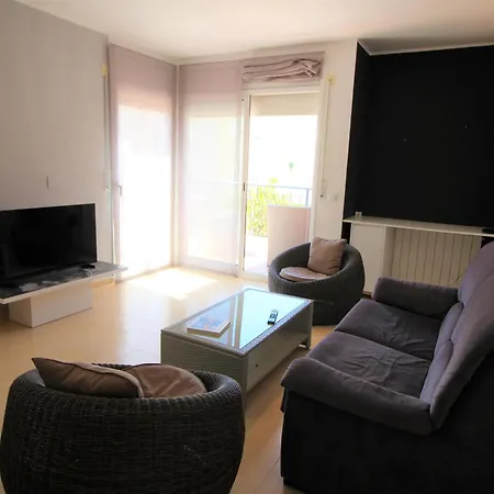 Holiday home Tramuntana - Casa Amplia, Moderna Y Muy Bien Equipada, Situada En La Zona De Grifeu - Es-228-144